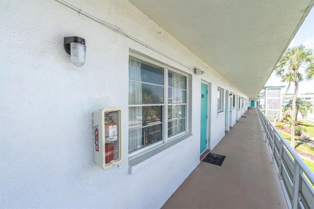 1900 59TH AVENUE #212 St Petersburg, FL 33714