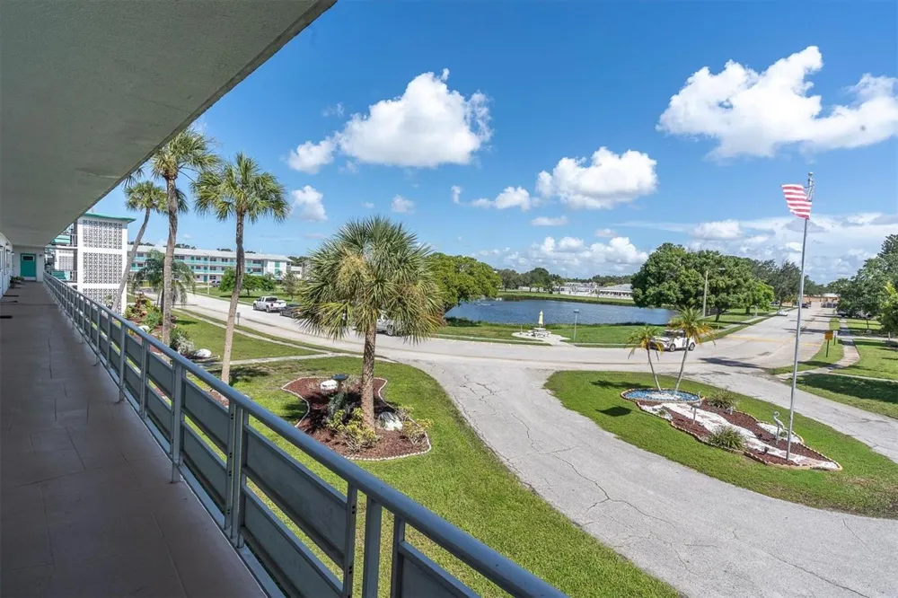 1900 59TH AVENUE #212 St Petersburg, FL 33714