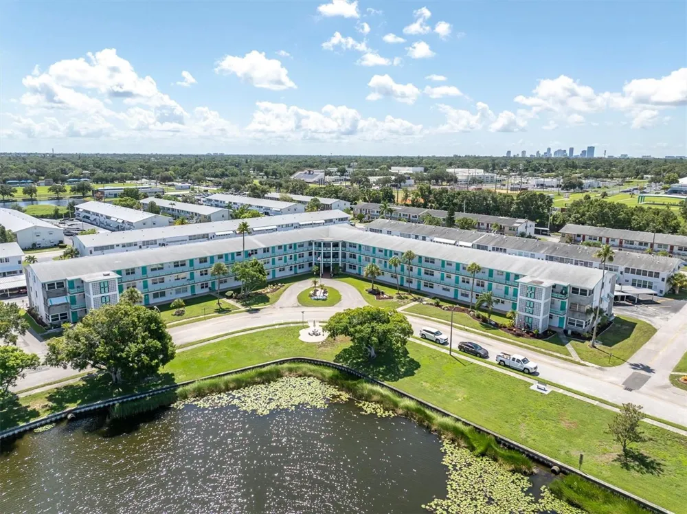 1900 59TH AVENUE #212 St Petersburg, FL 33714