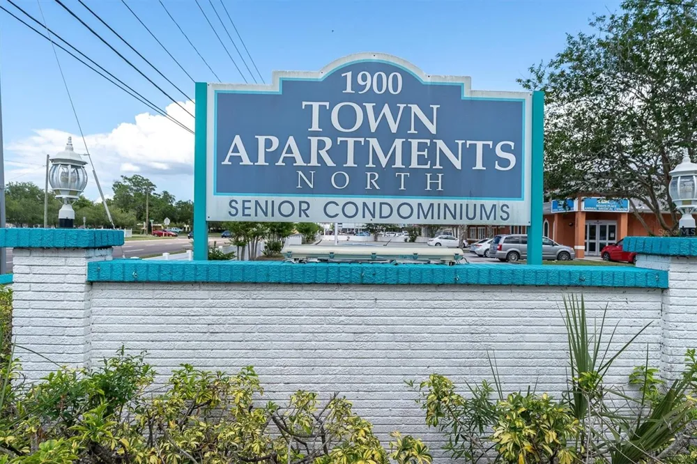 1900 59TH AVENUE #212 St Petersburg, FL 33714
