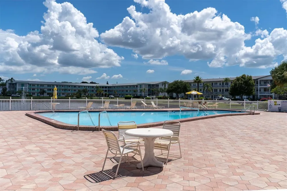 1900 59TH AVENUE #212 St Petersburg, FL 33714