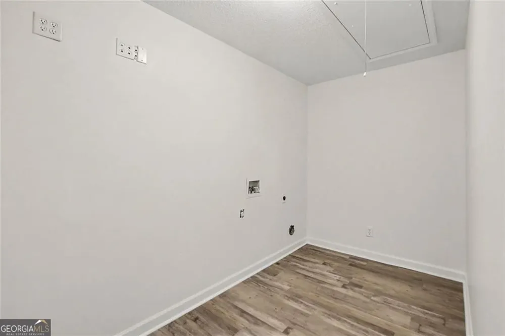 7290 State Rte 5 Douglasville, GA 30135