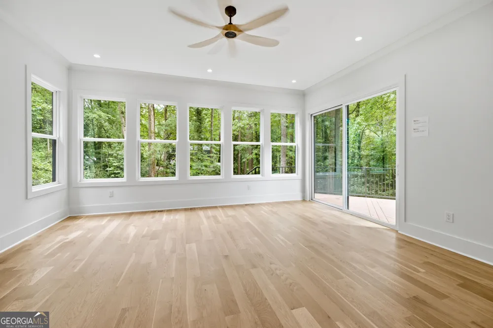 132 Lakeshore DR NE Marietta, GA 30067
