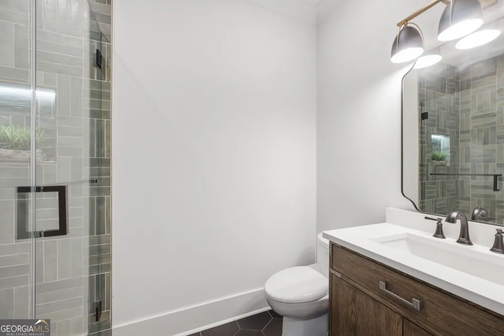 132 Lakeshore DR NE Marietta, GA 30067