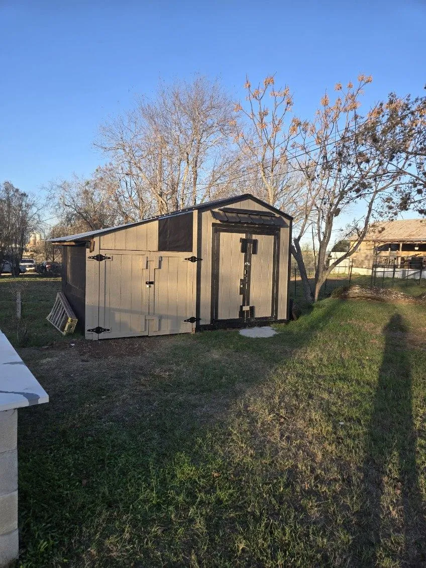 1525 Waco Street Gonzales, TX 78629