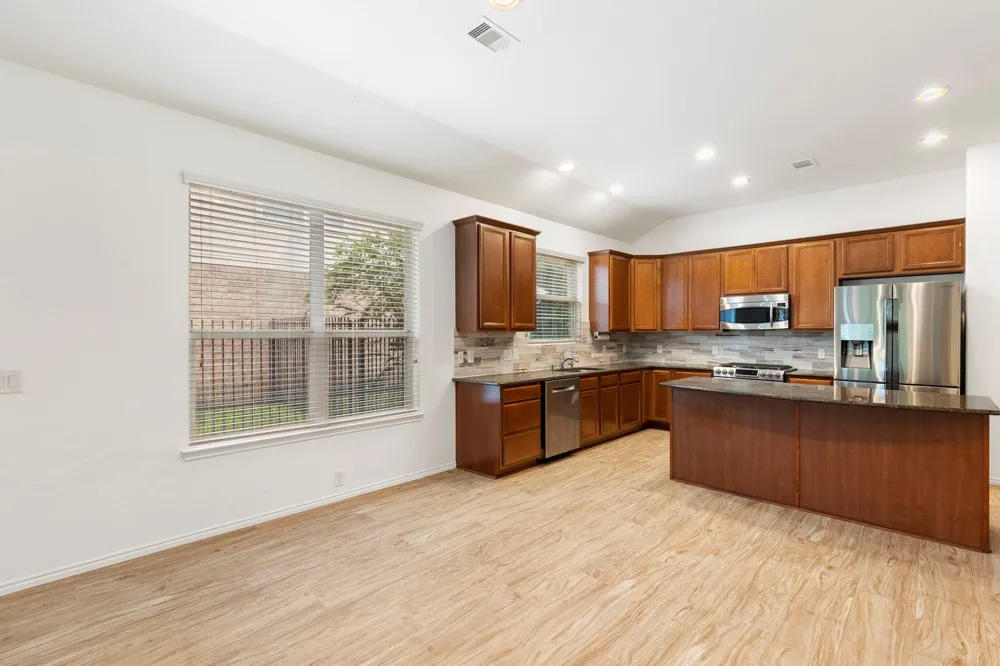 66 E Heritage Mill Circle Tomball, TX 77375