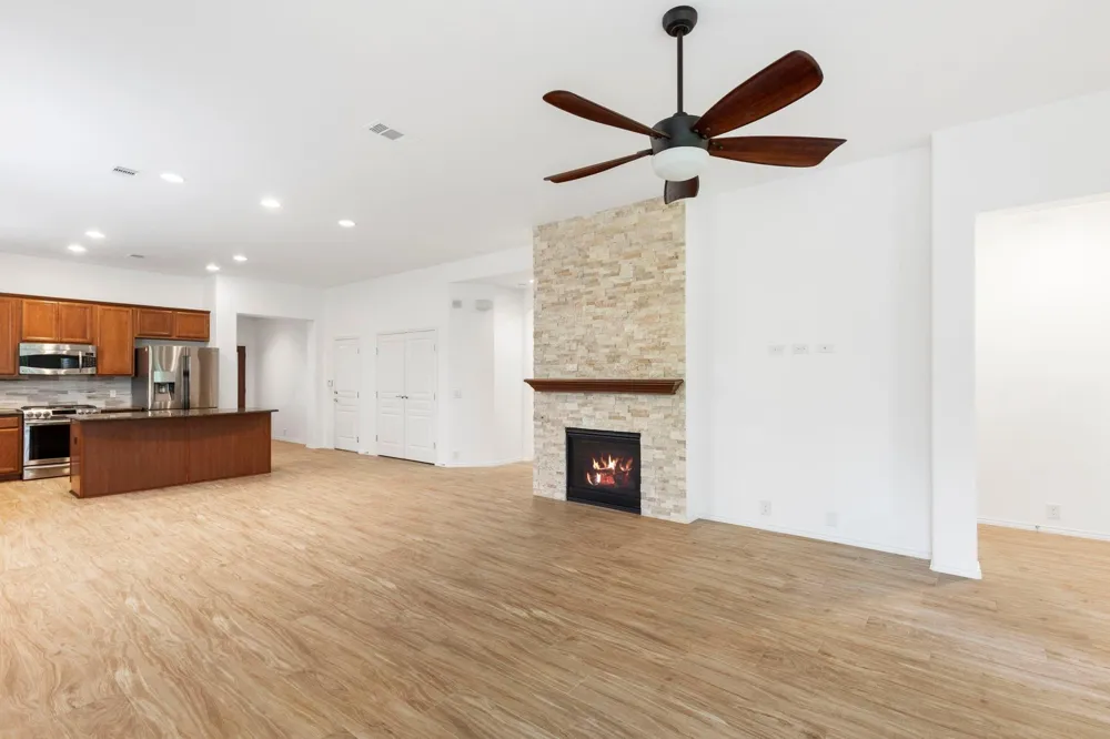 66 E Heritage Mill Circle Tomball, TX 77375