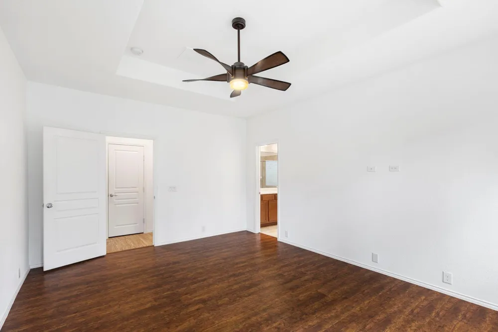 66 E Heritage Mill Circle Tomball, TX 77375