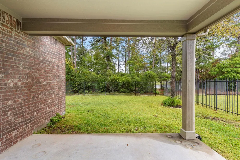 66 E Heritage Mill Circle Tomball, TX 77375