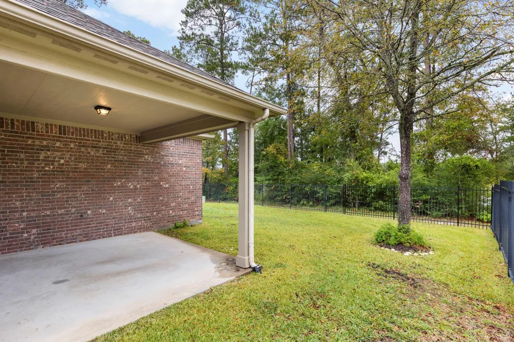 66 E Heritage Mill Circle Tomball, TX 77375
