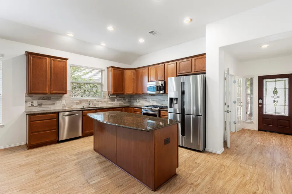66 E Heritage Mill Circle Tomball, TX 77375