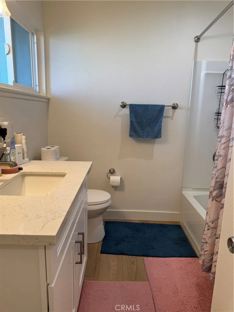 309 Russell Fullerton, CA 92833