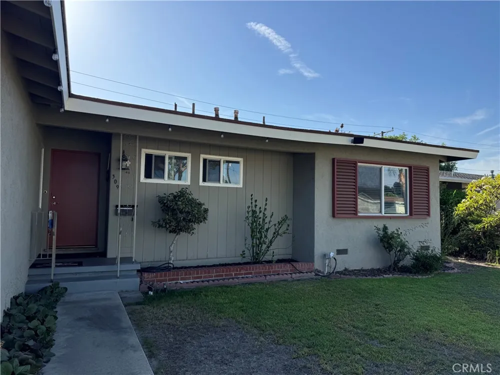 309 Russell Fullerton, CA 92833
