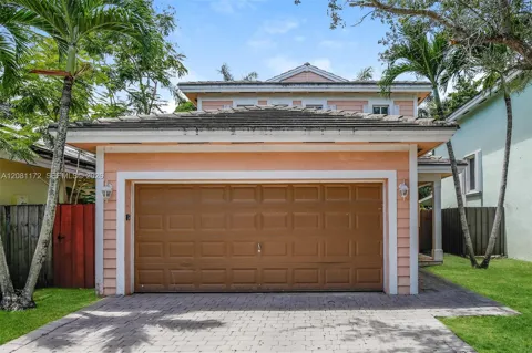 3432 NE 3rd Dr