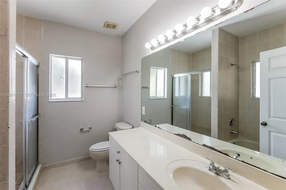 3432 NE 3rd Dr Homestead, FL 33033