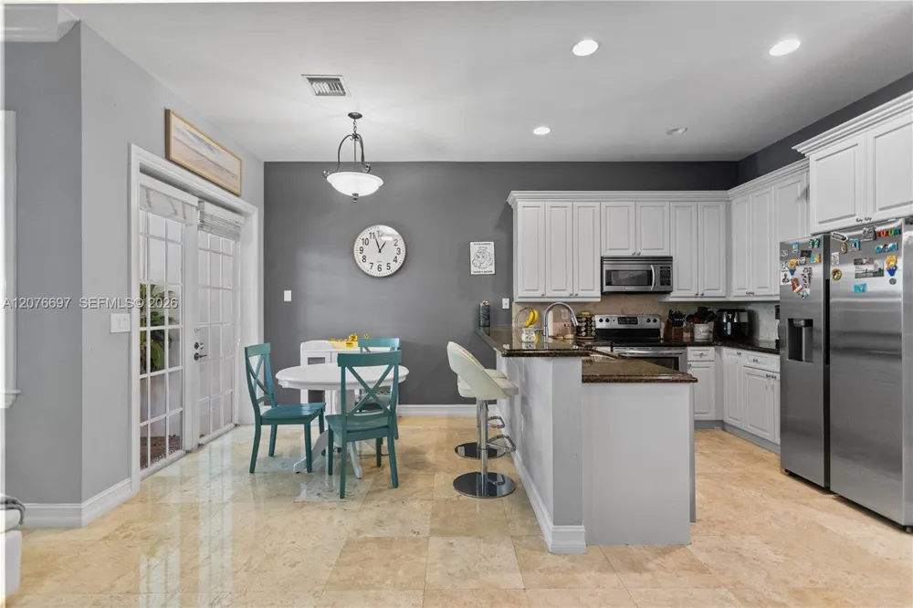 1139 Victoria Park Rd Fort Lauderdale, FL 33304