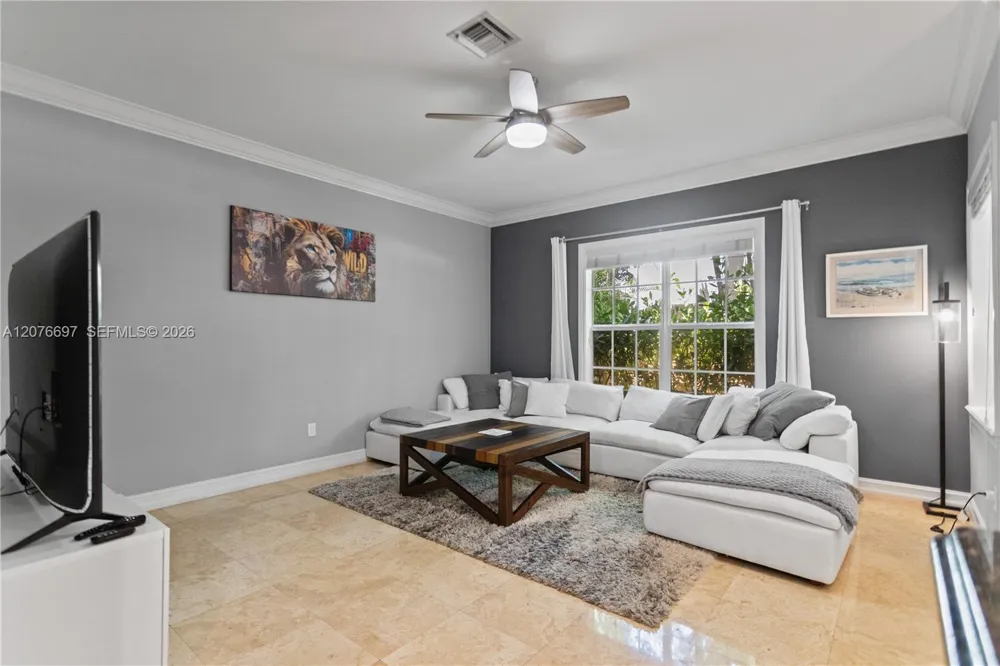 1139 Victoria Park Rd Fort Lauderdale, FL 33304