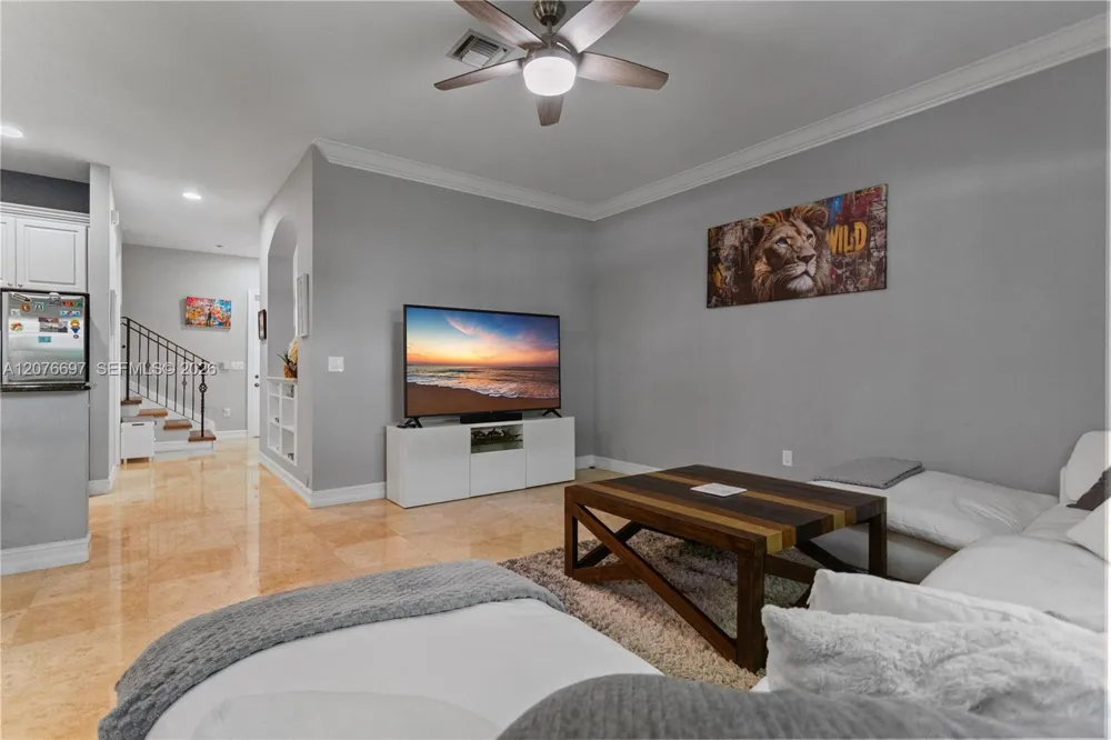 1139 Victoria Park Rd Fort Lauderdale, FL 33304