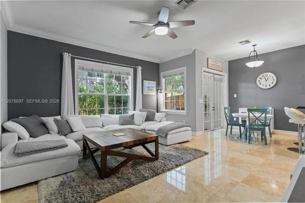 1139 Victoria Park Rd Fort Lauderdale, FL 33304