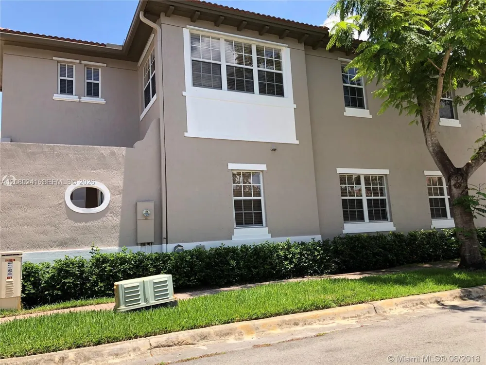 634 SW 147th Ave #634 Pembroke Pines, FL 33027