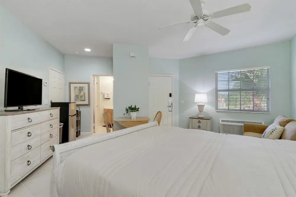 8389 Mulligan Circle Port St. Lucie, FL 34986