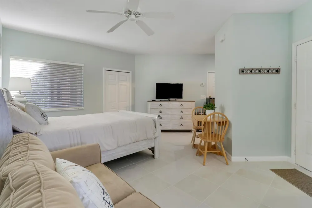 8389 Mulligan Circle Port St. Lucie, FL 34986
