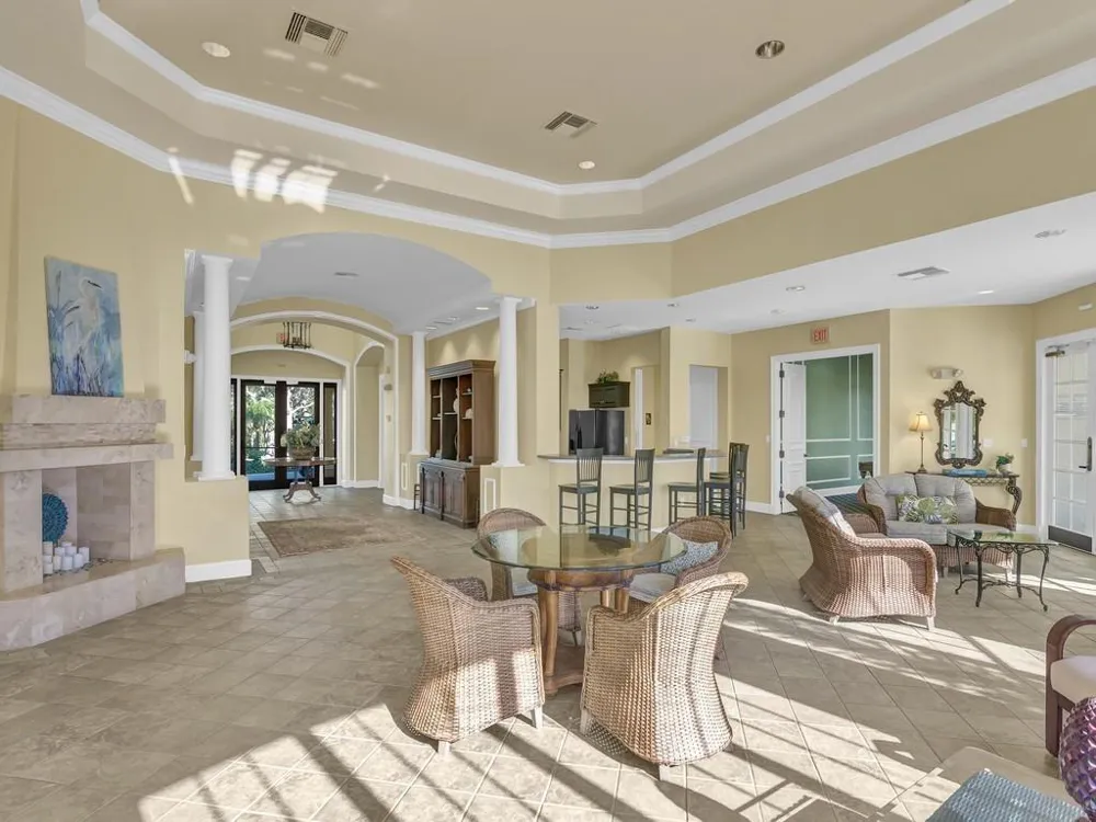 5095 FAIRWAYS CIRCLE #I105 Vero Beach, FL 32967