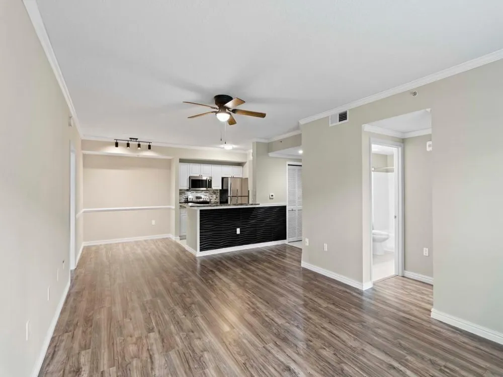 5095 FAIRWAYS CIRCLE #I105 Vero Beach, FL 32967