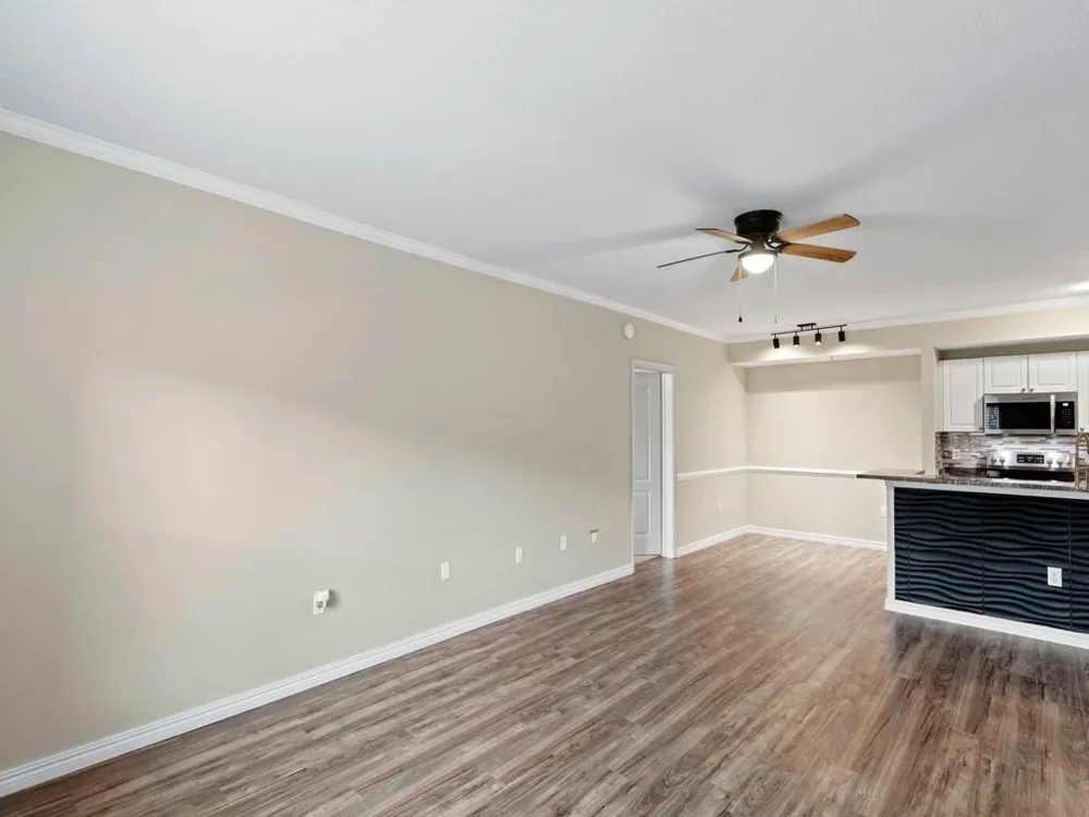 5095 FAIRWAYS CIRCLE #I105 Vero Beach, FL 32967