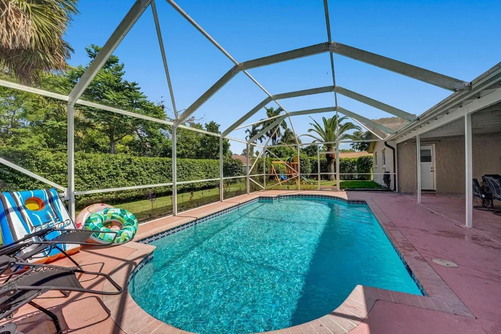 2109 NW 87TH TERRACE Coral Springs, FL 33071