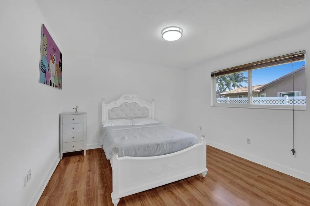 2109 NW 87TH TERRACE Coral Springs, FL 33071