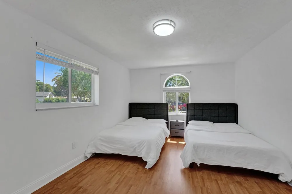 2109 NW 87TH TERRACE Coral Springs, FL 33071
