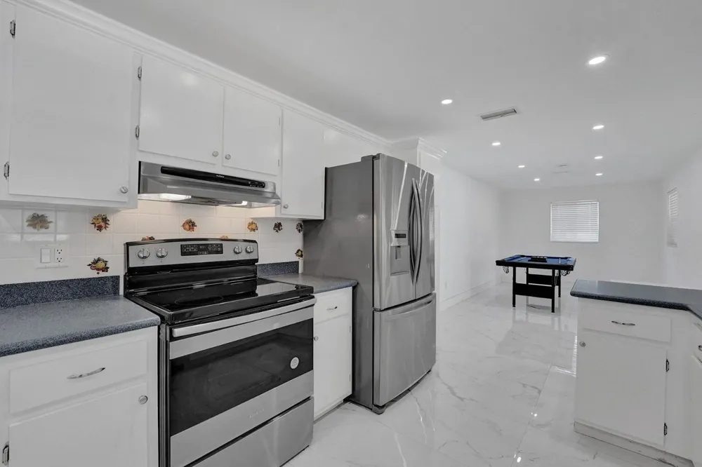 2109 NW 87TH TERRACE Coral Springs, FL 33071