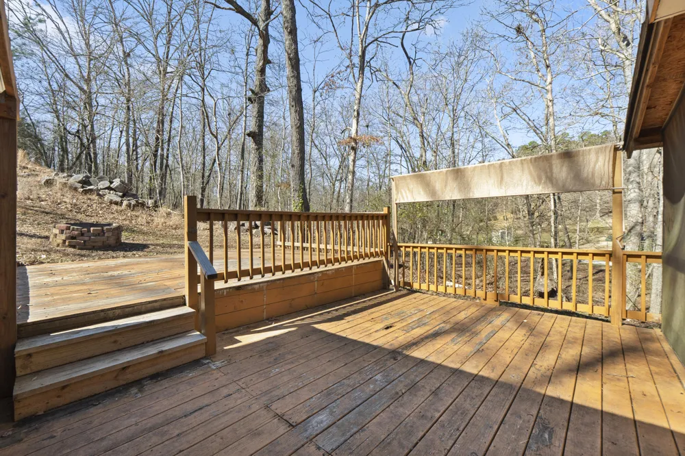 16127 Lakewood Drive Sale Creek, TN 37373