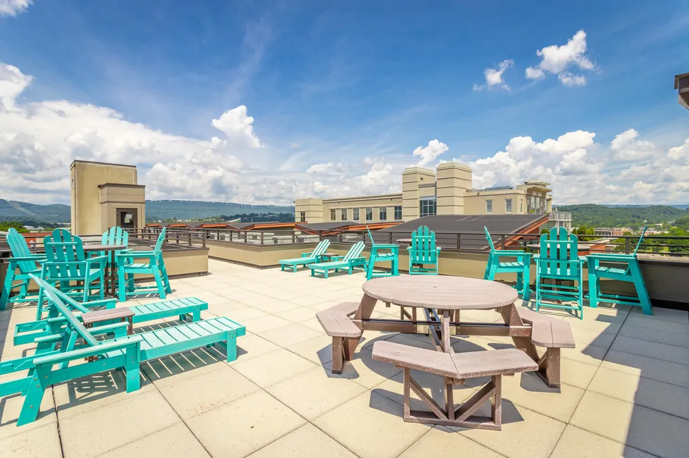 129 Walnut Street Chattanooga, TN 37403