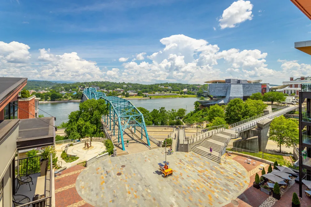 129 Walnut Street Chattanooga, TN 37403