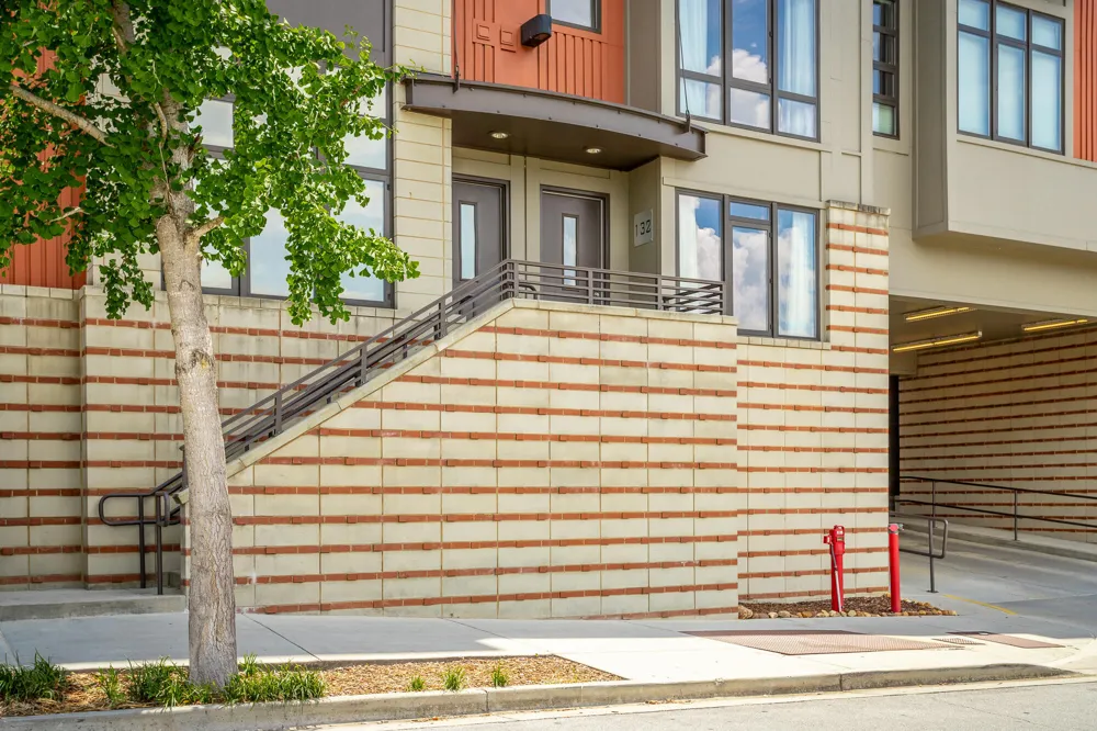 129 Walnut Street Chattanooga, TN 37403