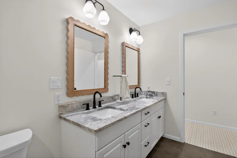 5010 Woodland Road Summit Township, MI 49203