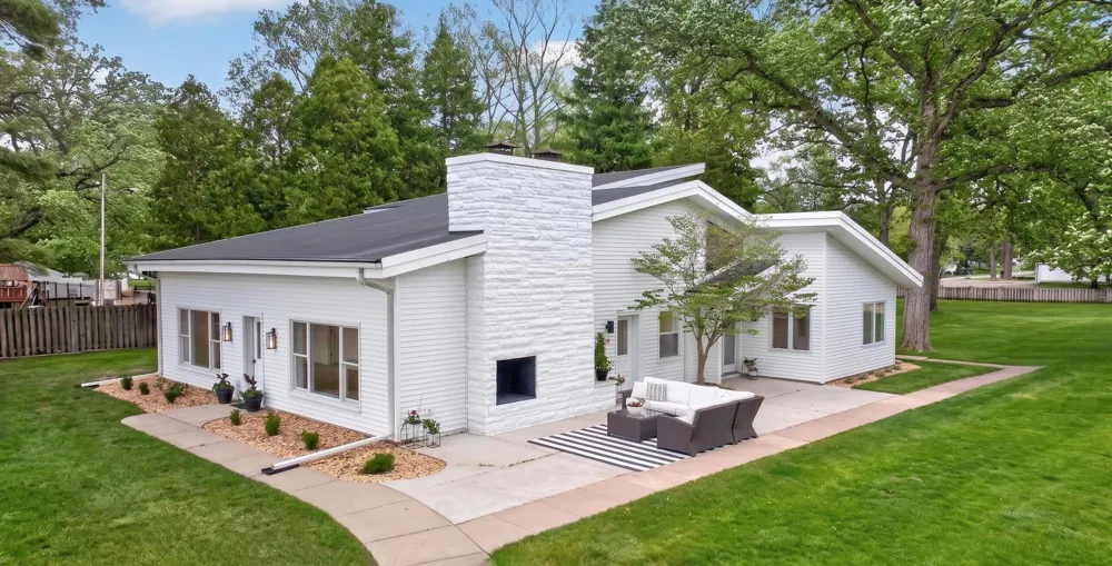 5010 Woodland Road Summit Township, MI 49203