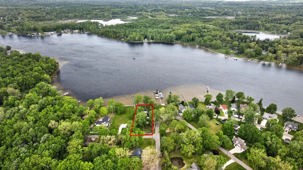 5010 Woodland Road Summit Township, MI 49203