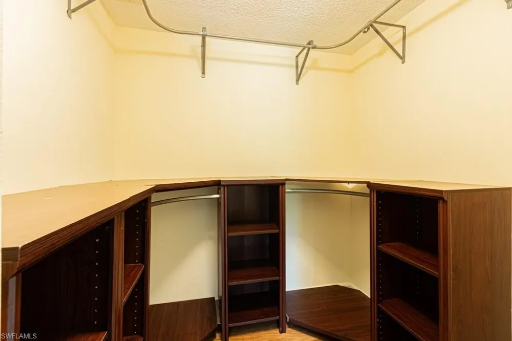7768 Jewel Lane #102 Naples, FL 34109