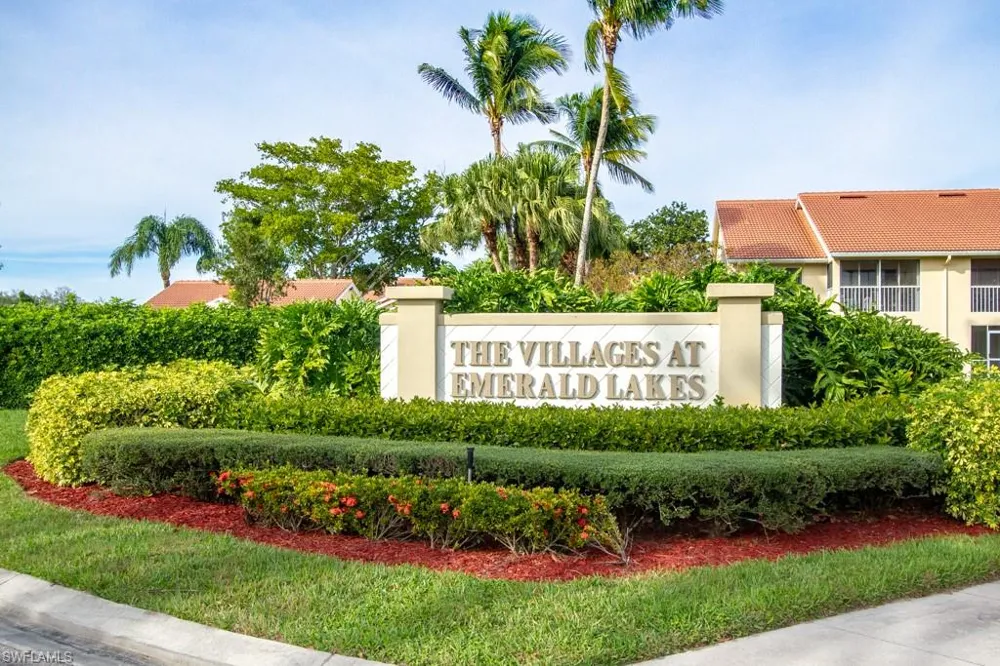 7768 Jewel Lane #102 Naples, FL 34109