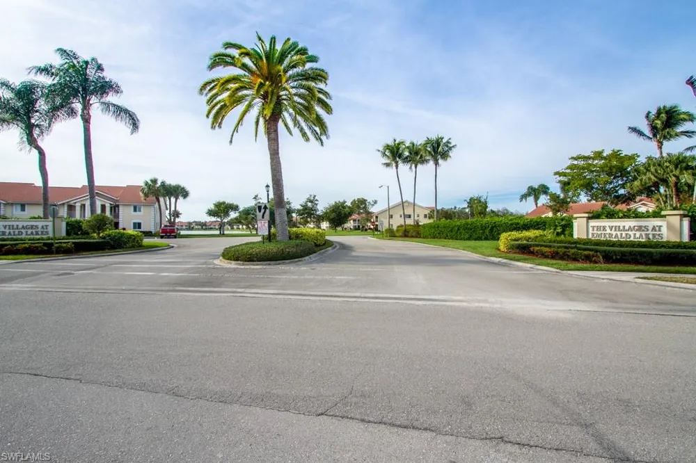7768 Jewel Lane #102 Naples, FL 34109