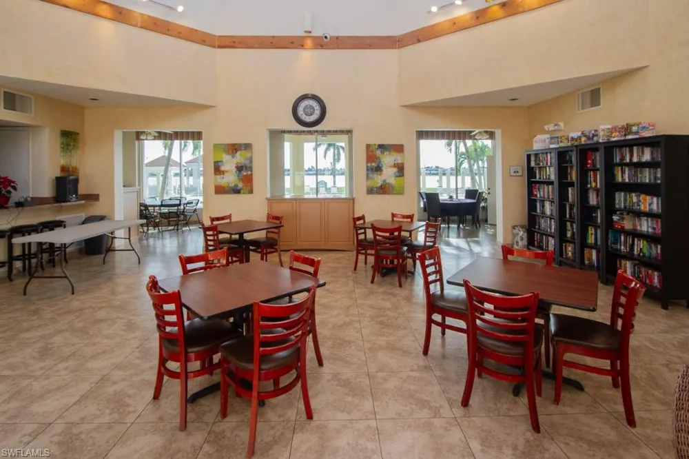 7768 Jewel Lane #102 Naples, FL 34109