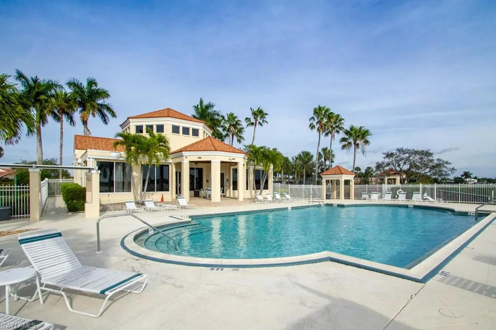 7768 Jewel Lane #102 Naples, FL 34109