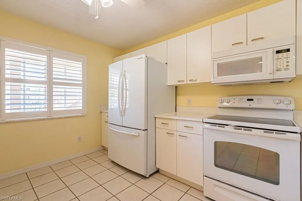 7768 Jewel Lane #102 Naples, FL 34109