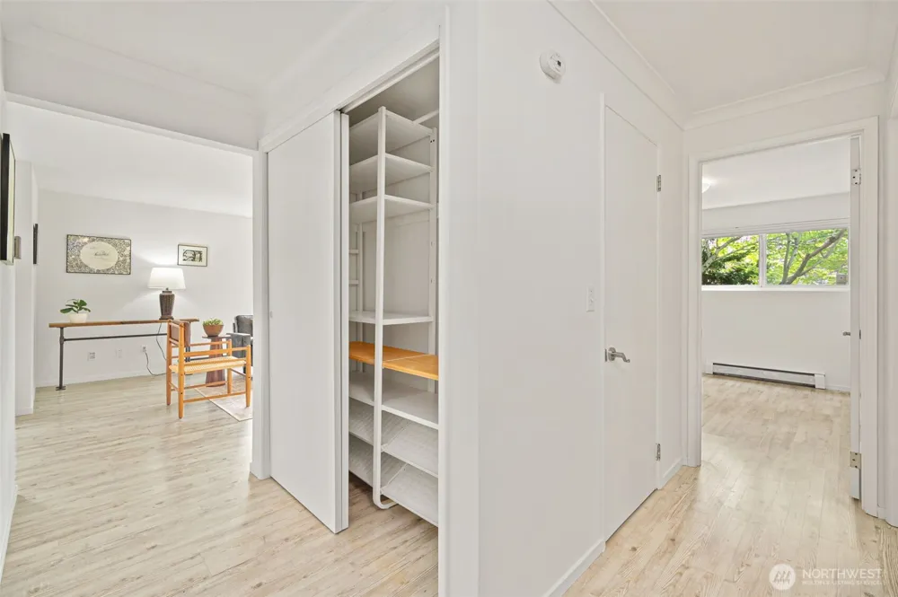 914 6th Avenue #201 Seattle, WA 98109
