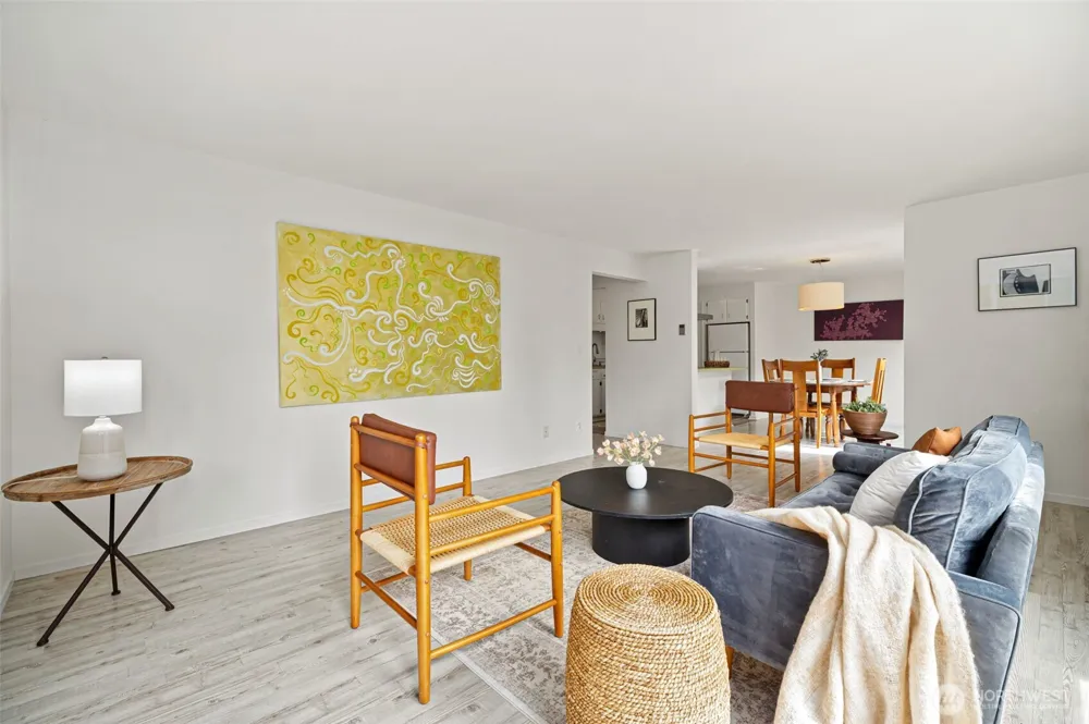 914 6th Avenue #201 Seattle, WA 98109