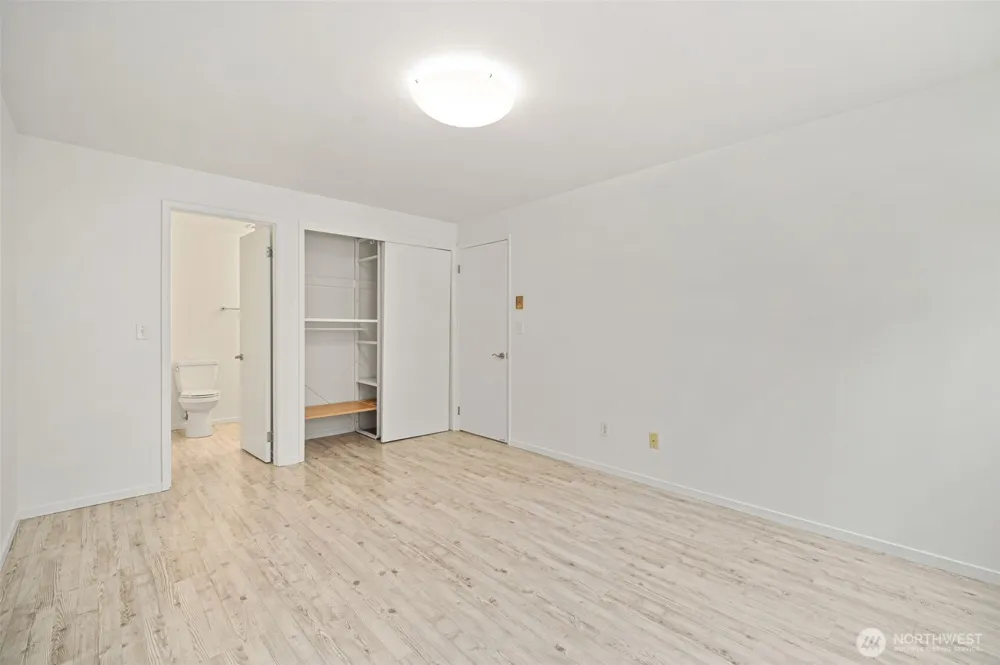914 6th Avenue #201 Seattle, WA 98109