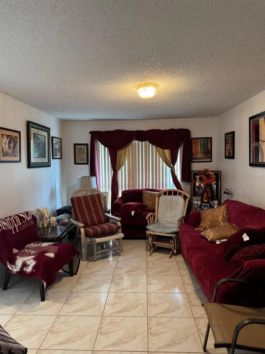 16 RED BARN DRIVE Palm Coast, FL 32164